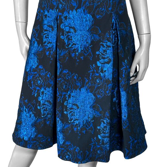 Teri Jon Metallic Jacquard Cocktail Dress, Fit & Flare, Floral, Half Sleeve | 8 - Picture 7 of 11